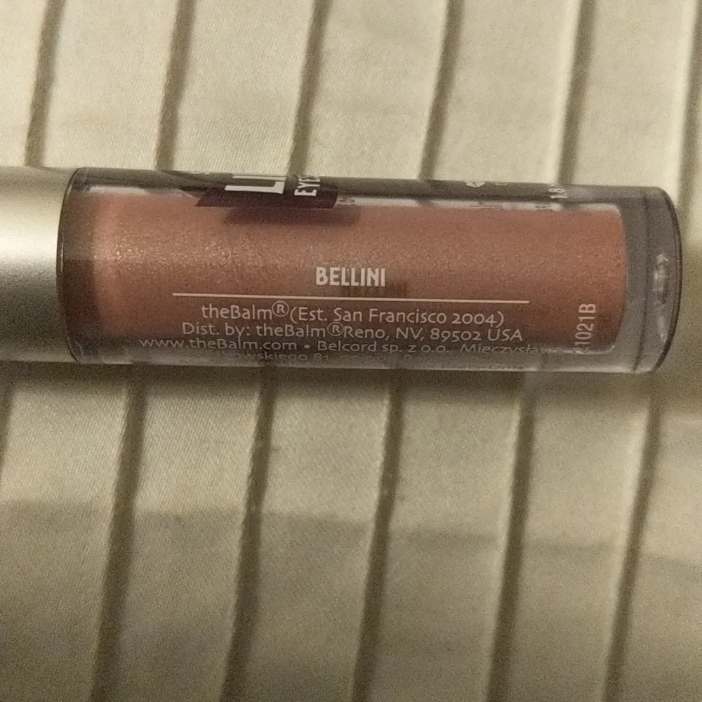 NWT liquid eyeshadow